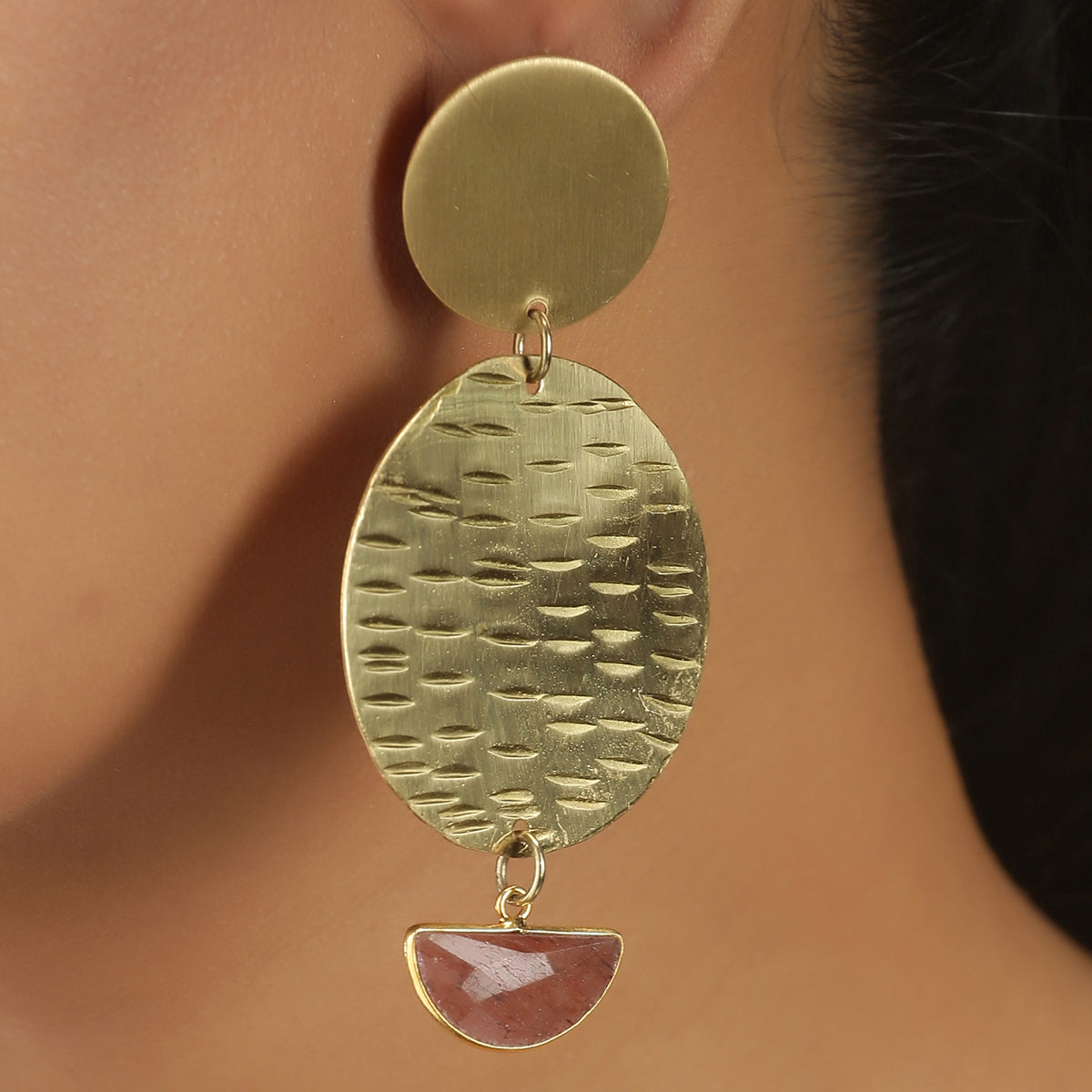 10 Ways to Wear Statement Earrings to Work