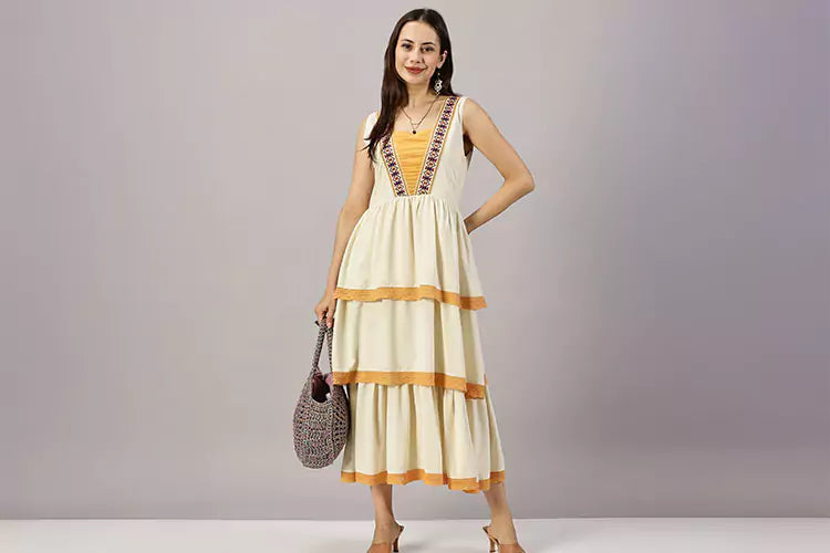Tierra Midi Embroidered Tier Dress - IshqME