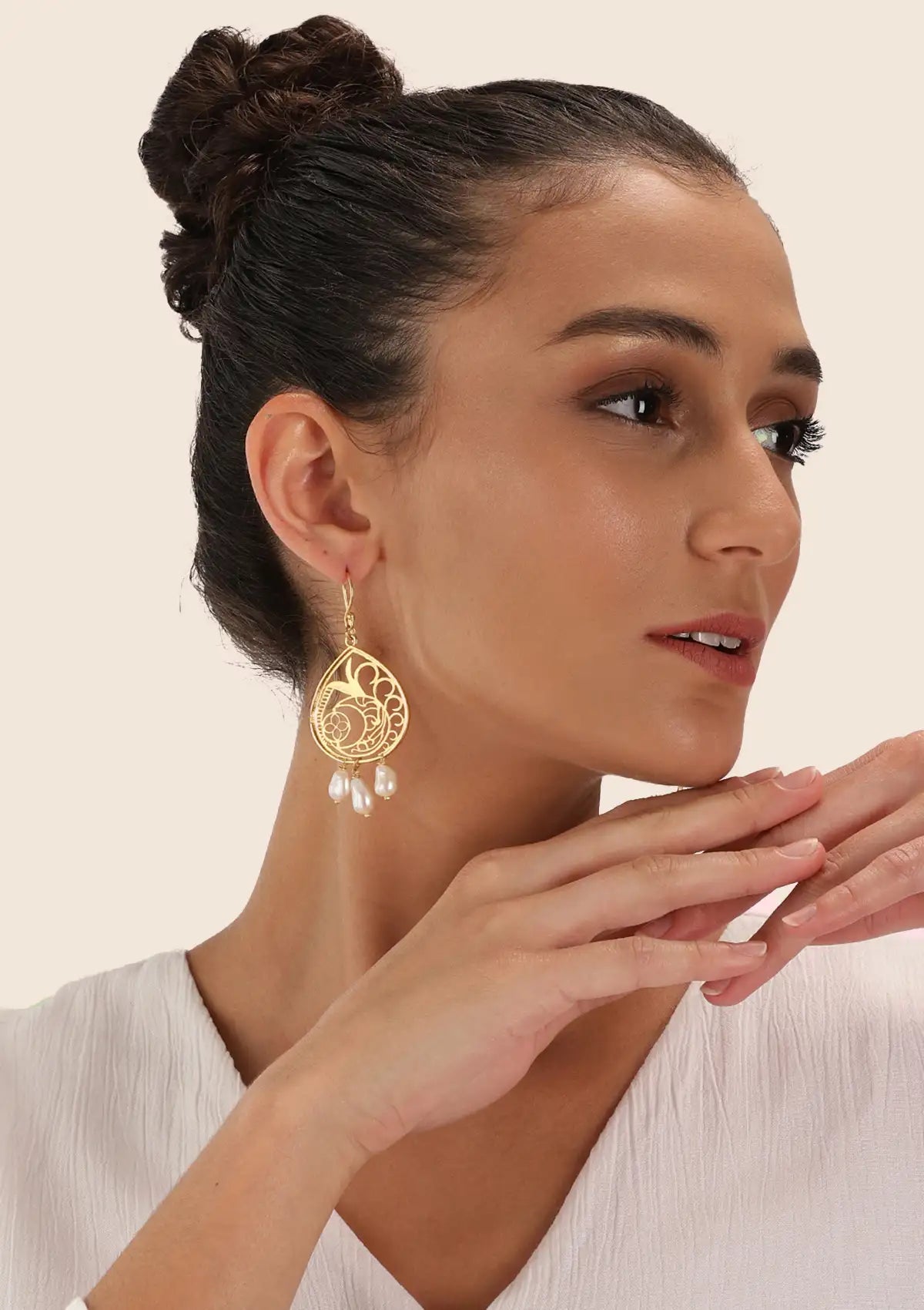 Buy Light weight flat filigree earring