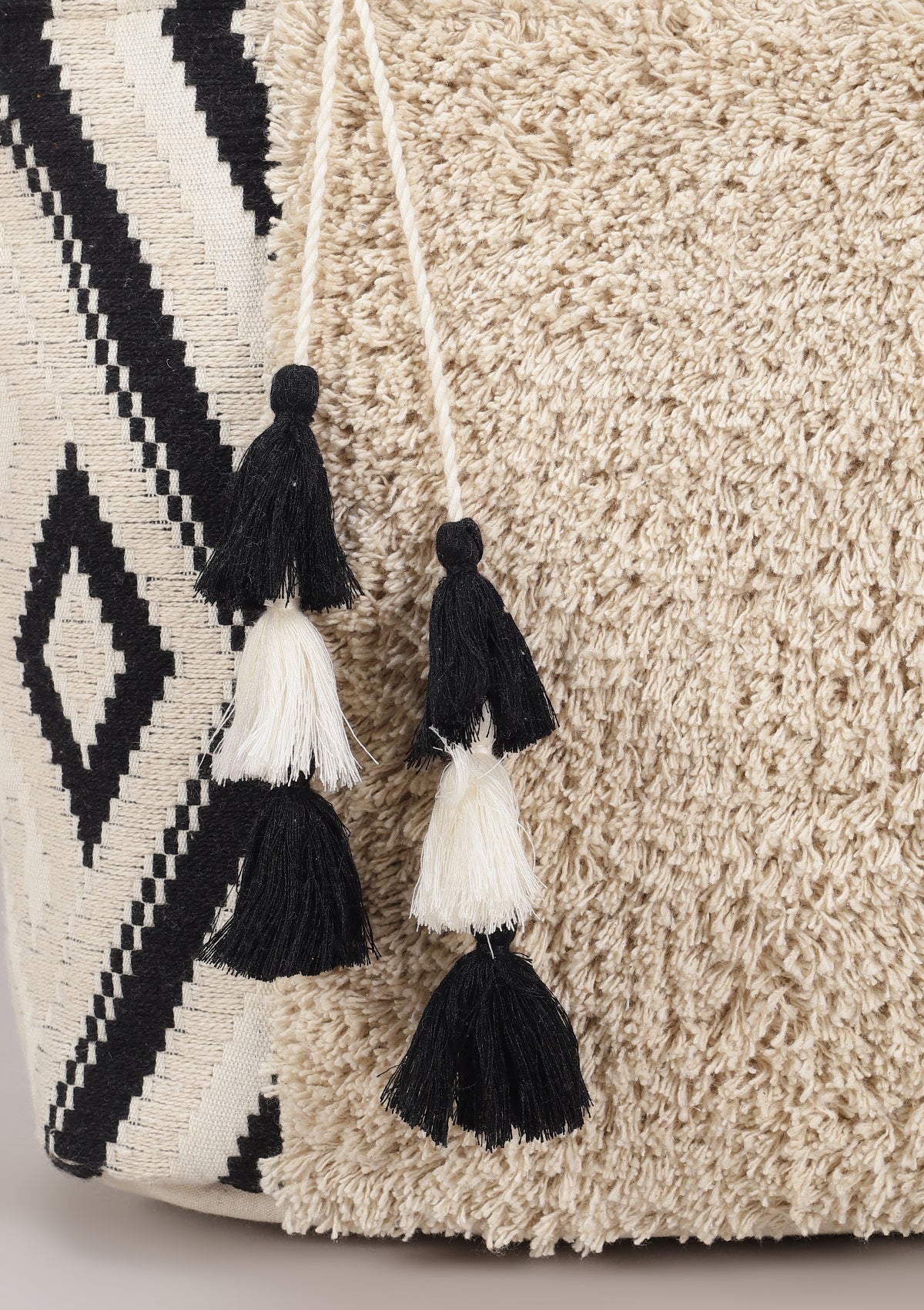 Cream Tufted Jacquard Tote Bag - IshqMe