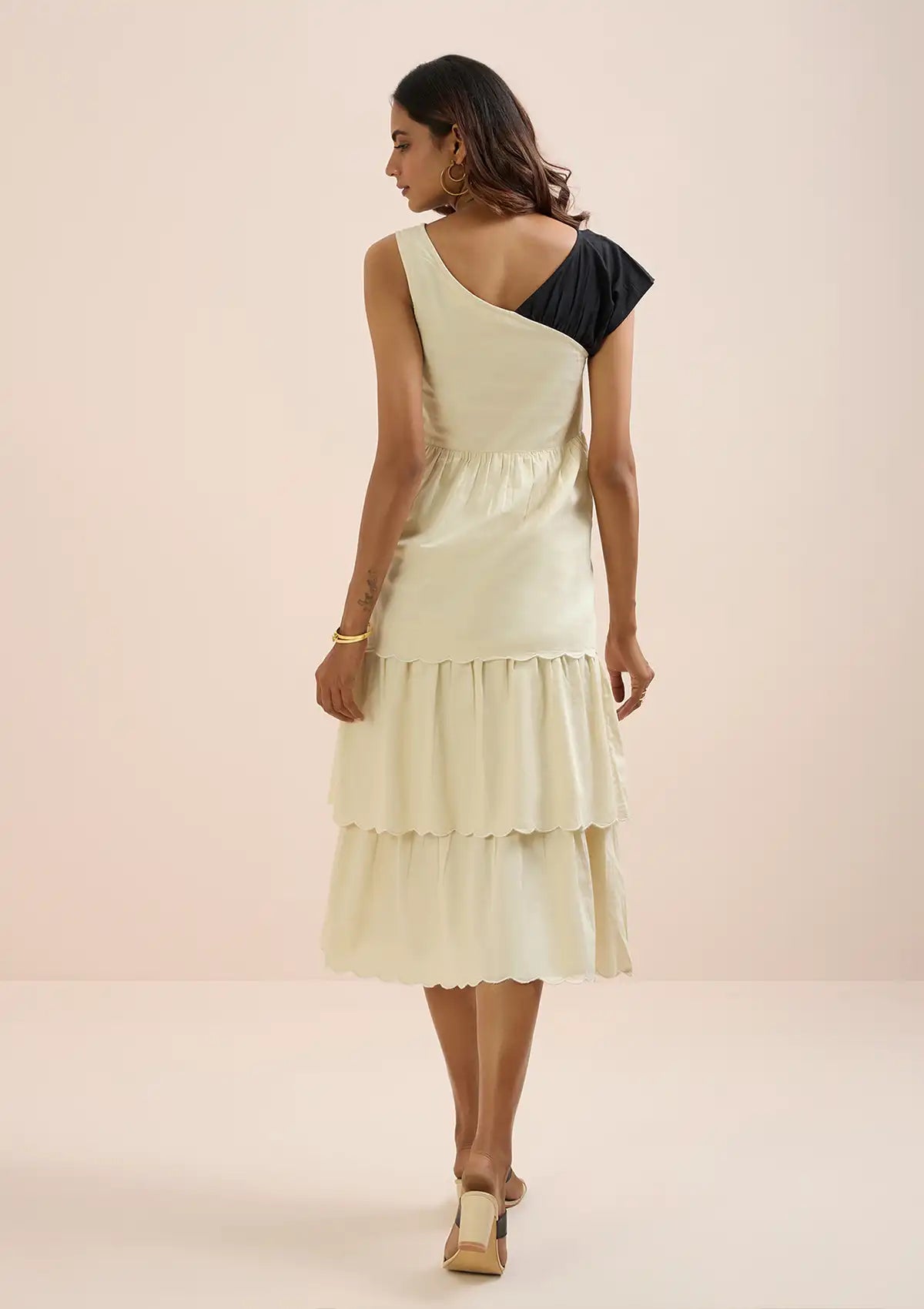 Bianca One-Shoulder Floral Dresses