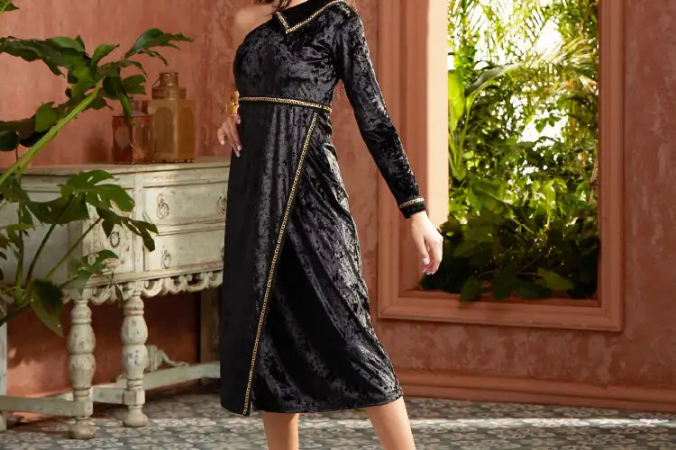 Soraya - One-Shoulder Cocktail Dress - IshqME