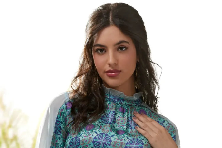 Zaraa -Arabesque Frill Collar Blouse - IshqME