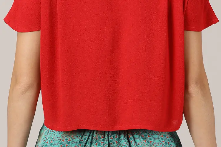 Zuhur - Pleated Shoulder Boxy Blouse - IshqME