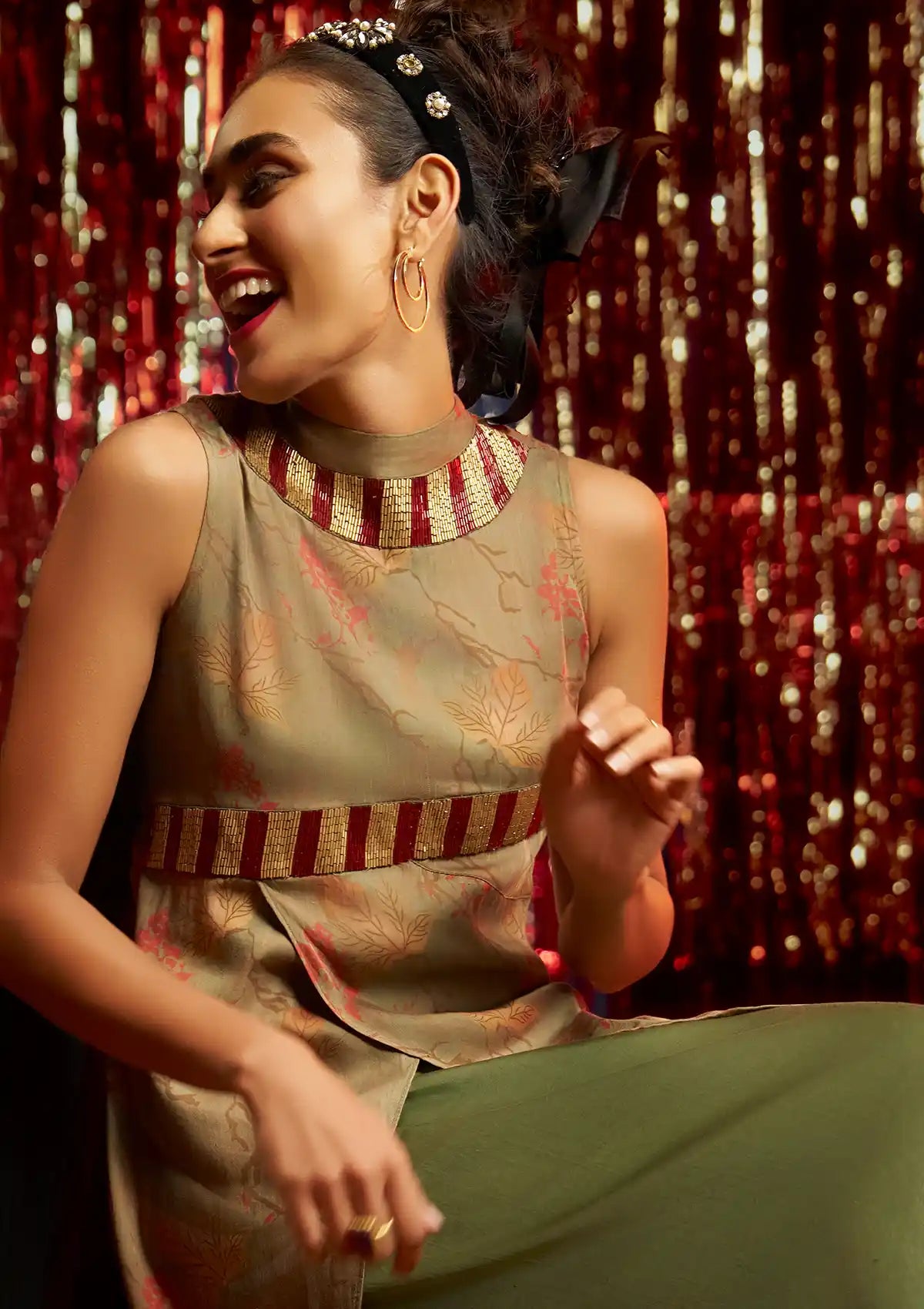 Vine Serenade - Green Abstract Printed Party Dress