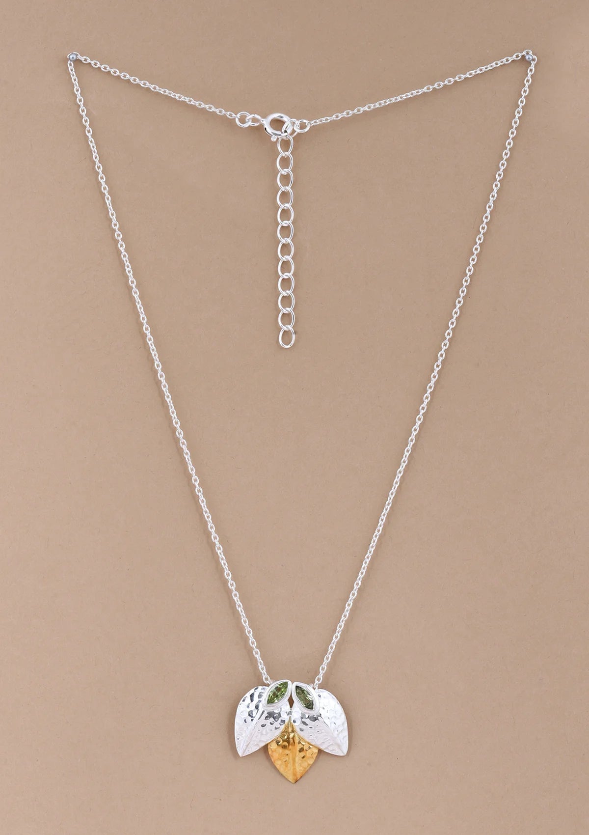 Buy Hammered Silver Peridot studded Pendant Necklace