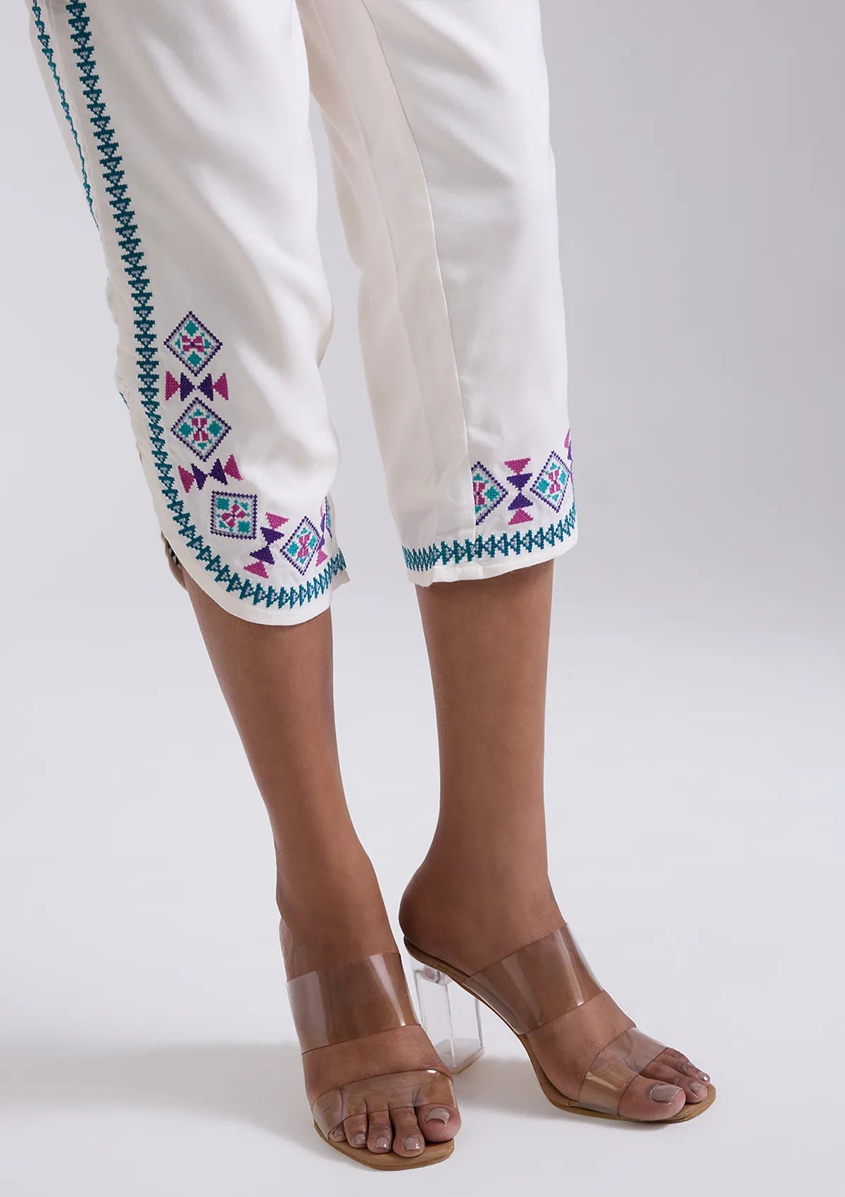 Neva - Aztec Embroidered Pant