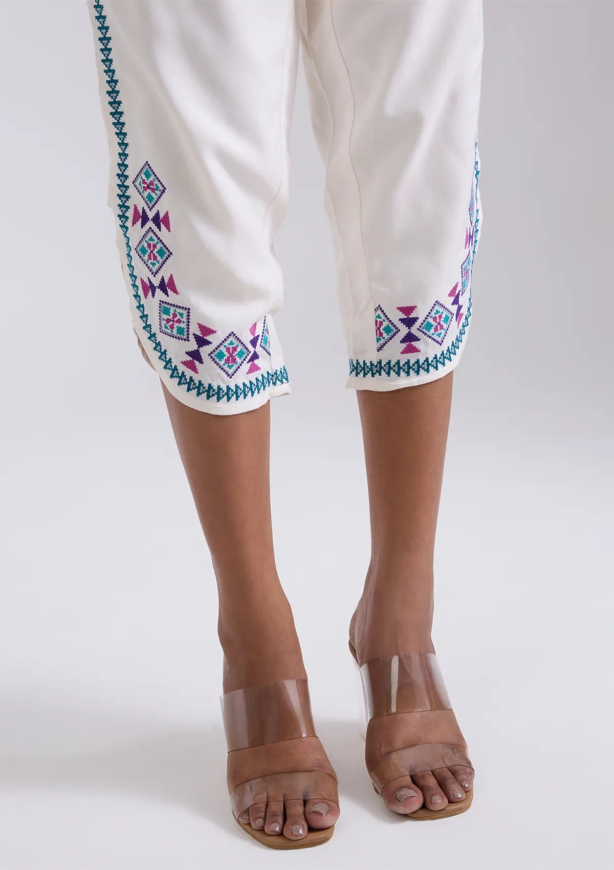 Neva - Aztec Embroidered Pant