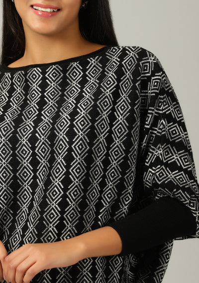 Batwing Pullover - Black