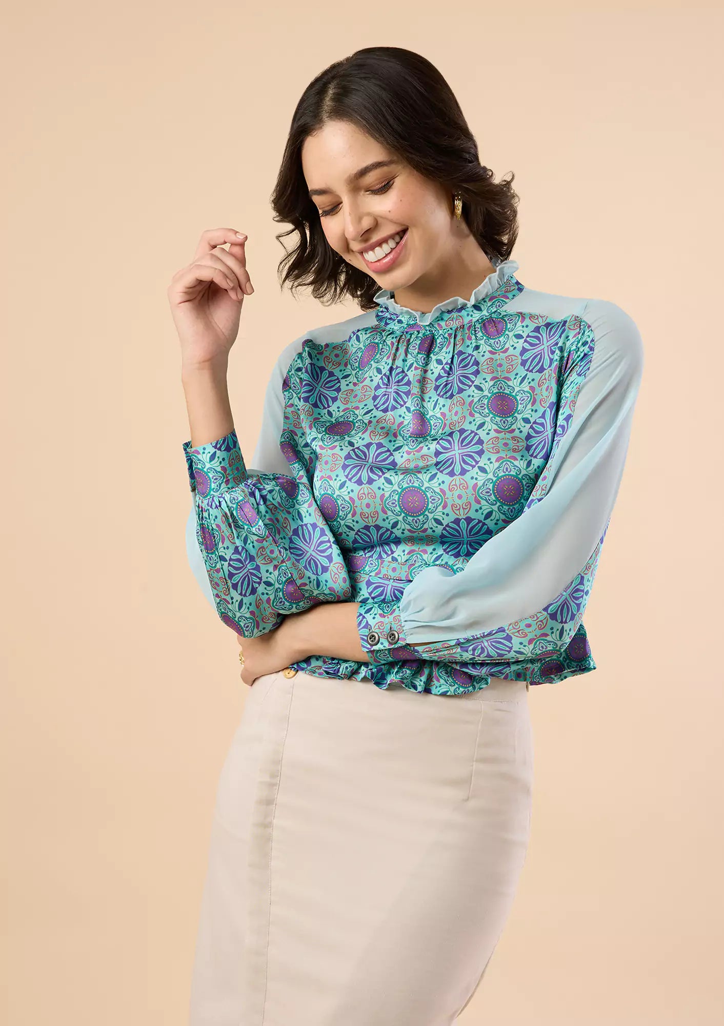 Zaraa - Arabesque Frill Collar Blouse