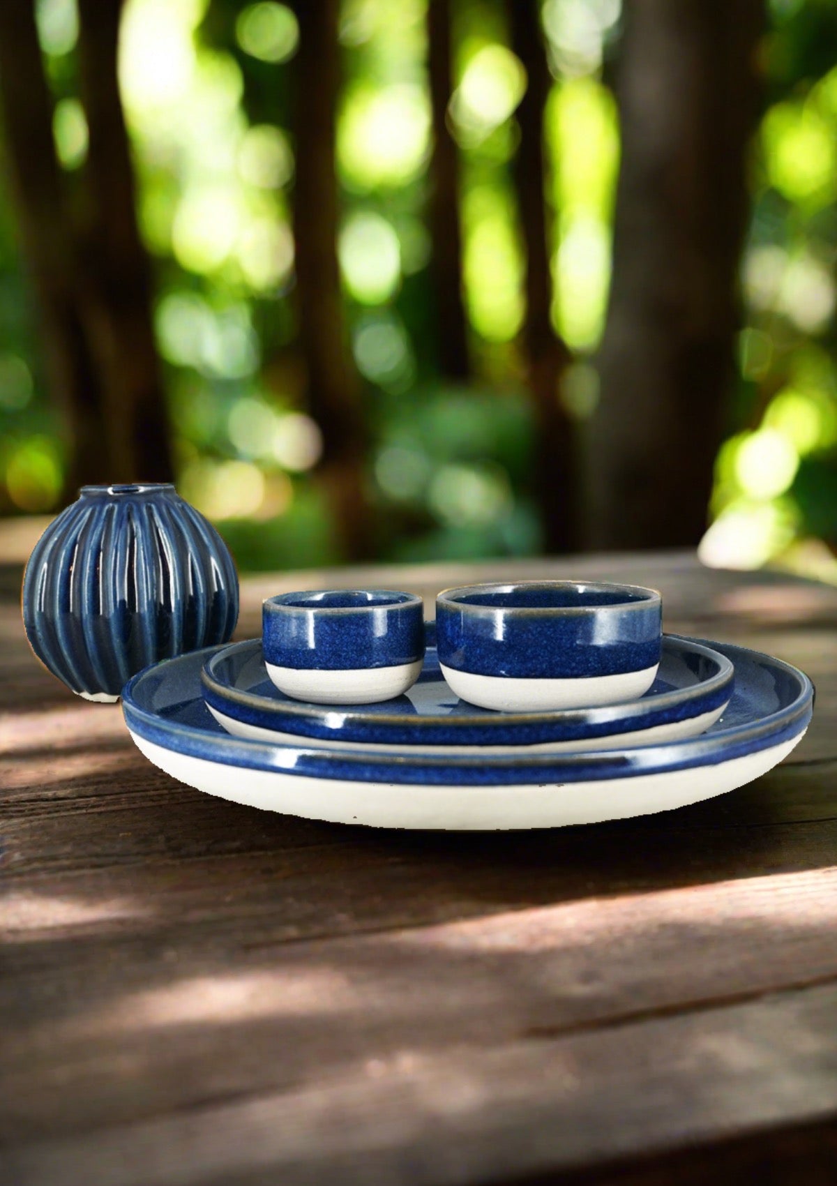 IshqME Deep Blue Dining & Decor Combo: Ceramic Dinner Set & Mini Vase - IshqMe