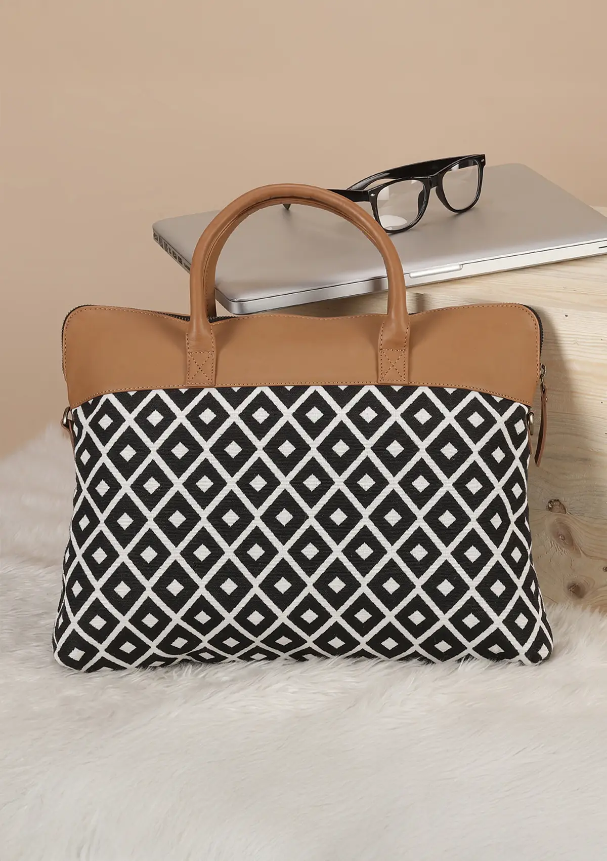 Handcrafted fashion laptop bag for women