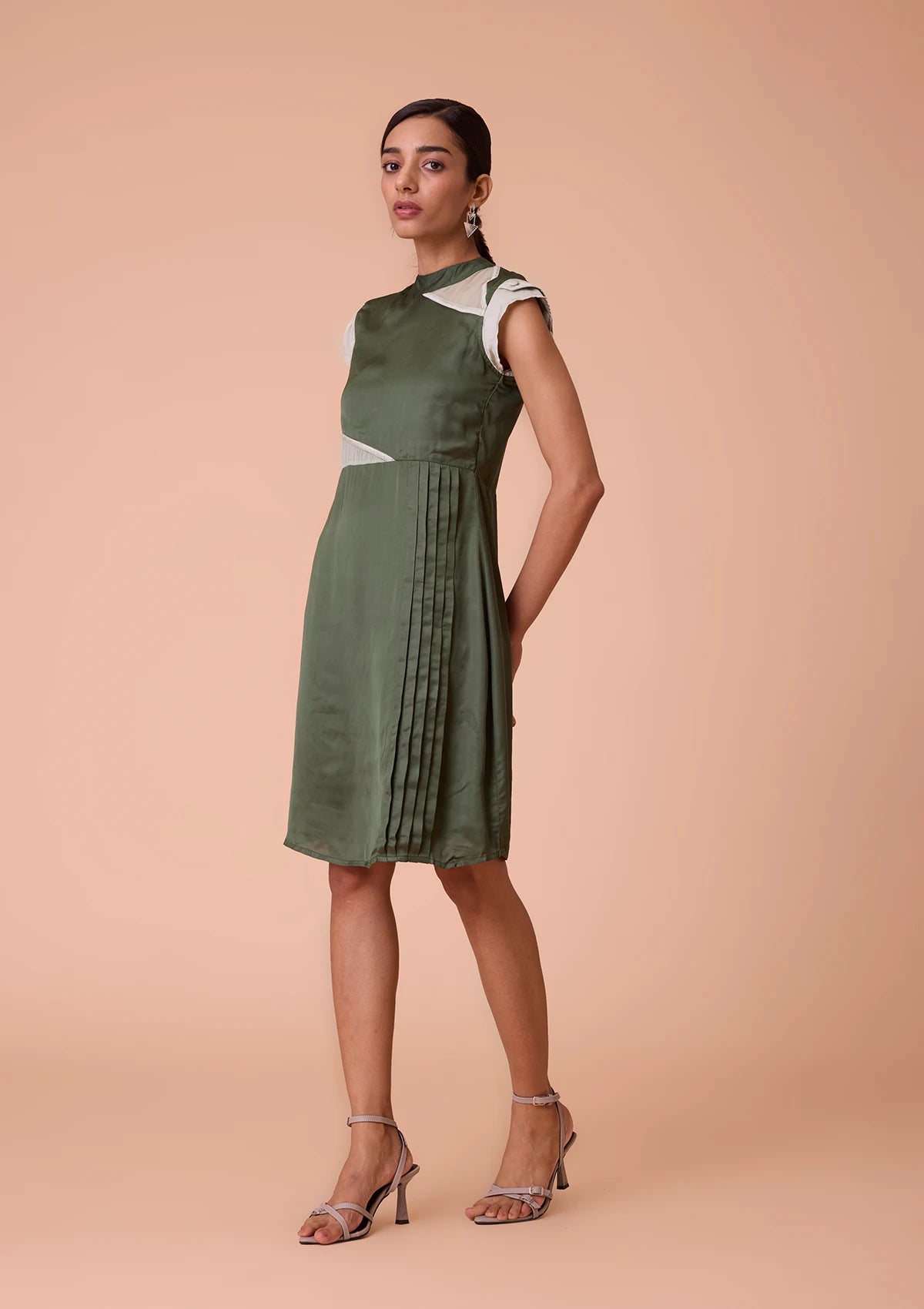 Isis Cut Panel On Neck and Waist Knee-Length Dress Online