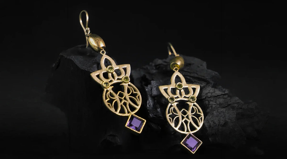 10 Ways to Wear Statement Earrings to Work