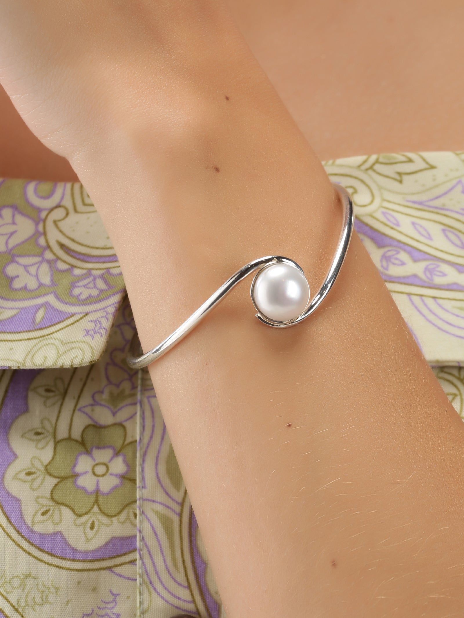 5 Bracelets Every Girl Must Own