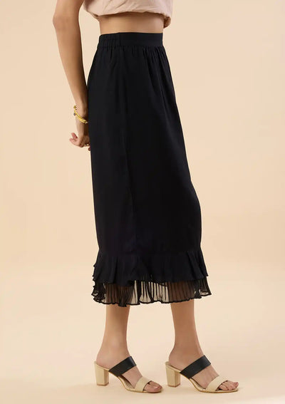 Zaynab - Black Pleated Hem Trumpet Skirt