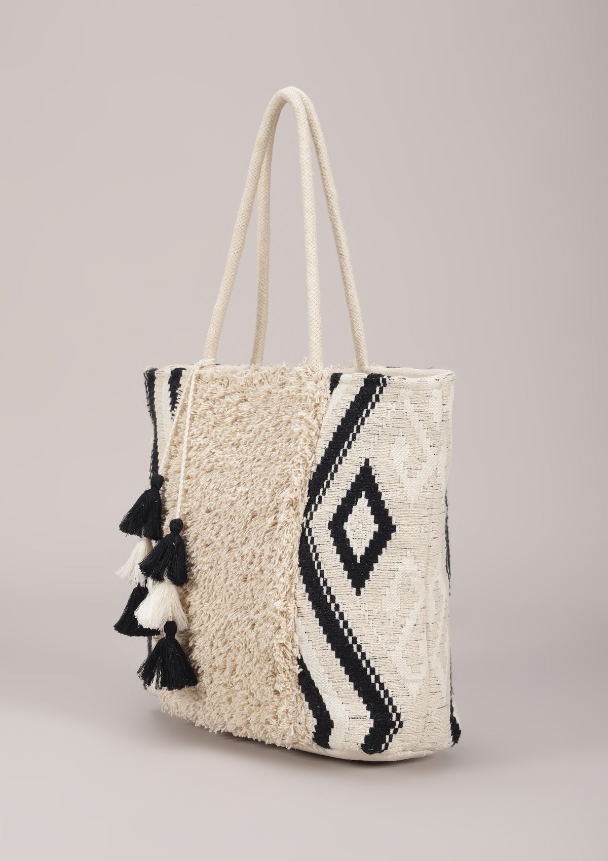 Cream Tufted Jacquard Tote Bag - IshqMe