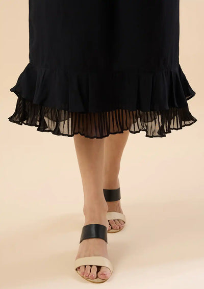 Zaynab - Black Pleated Hem Trumpet Skirt Price