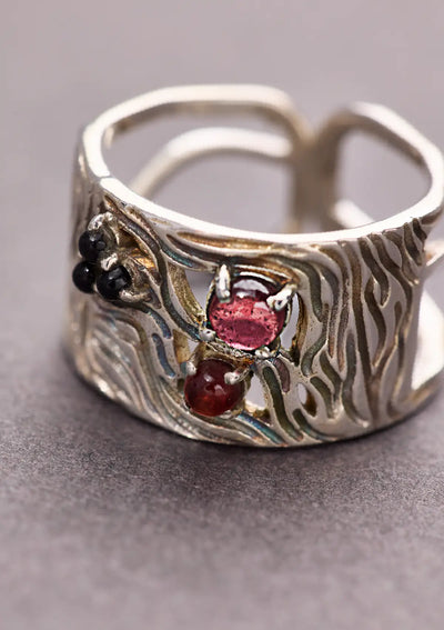 Textured Onyx and Garnet Adjustable Ring Online