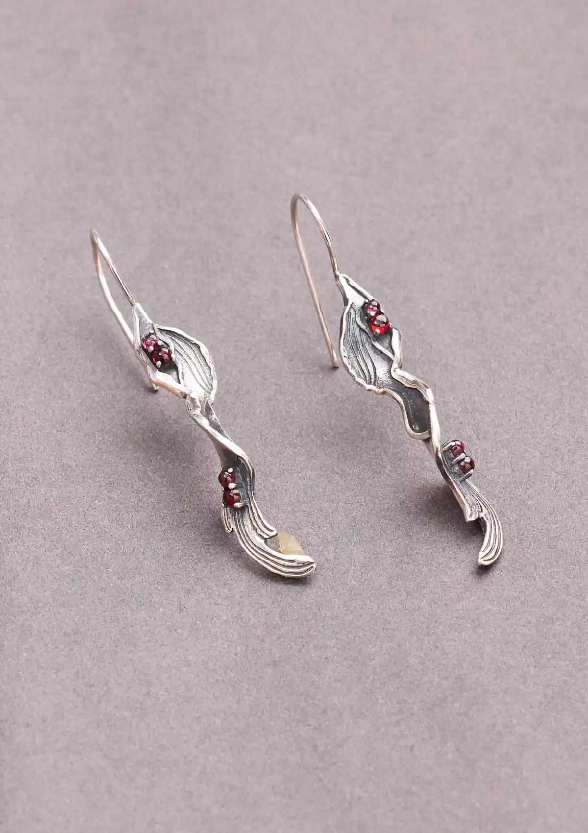 Wine Splash Garnet Earring For Women