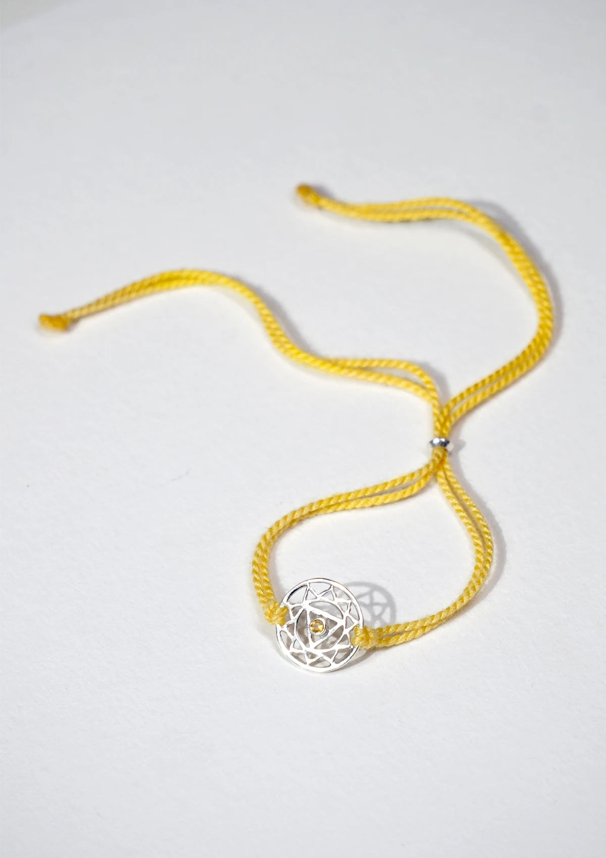 The manifesting chakra bracelet Online