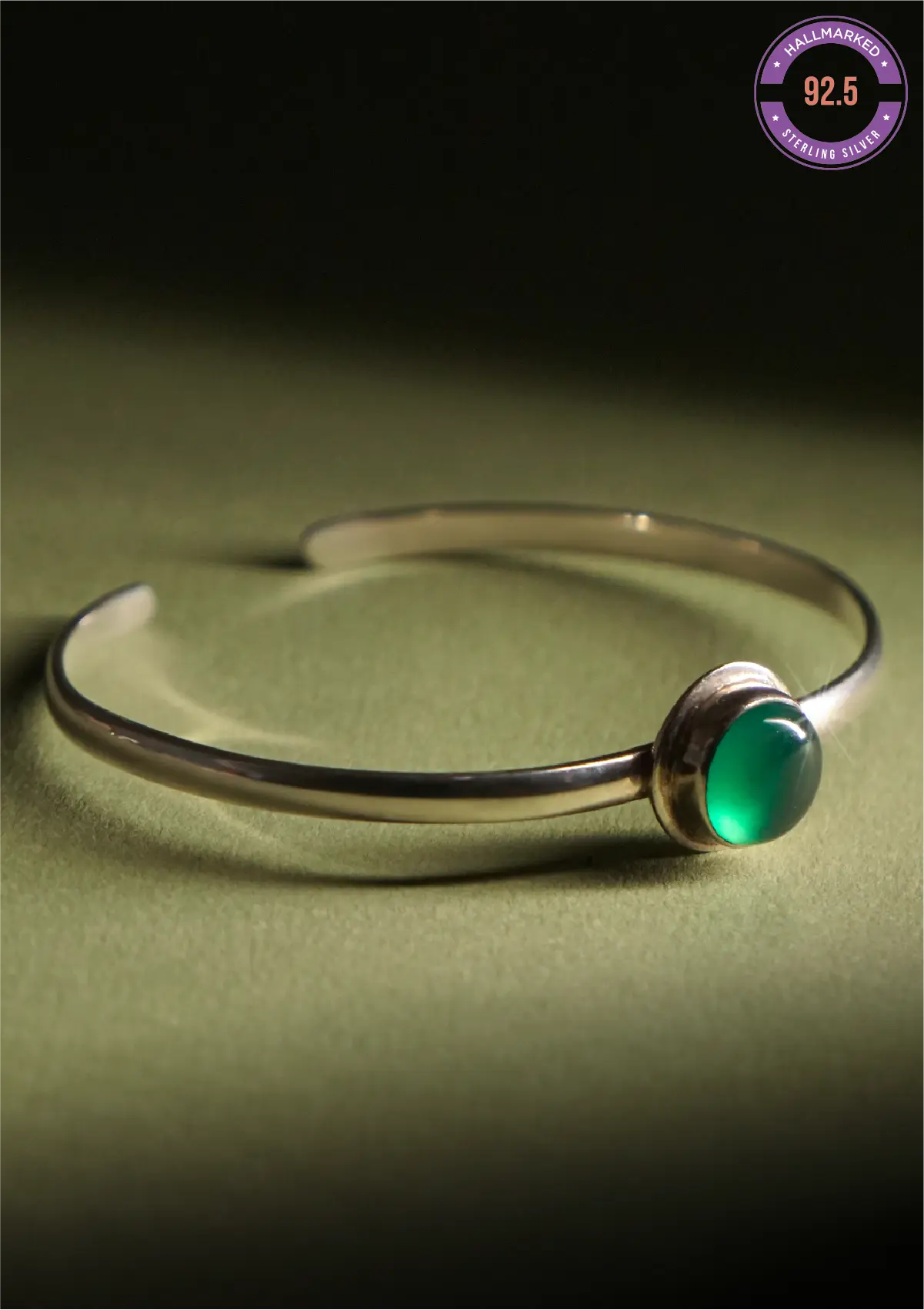 Silver_Bracelet_With_Green_Onyx_Stone