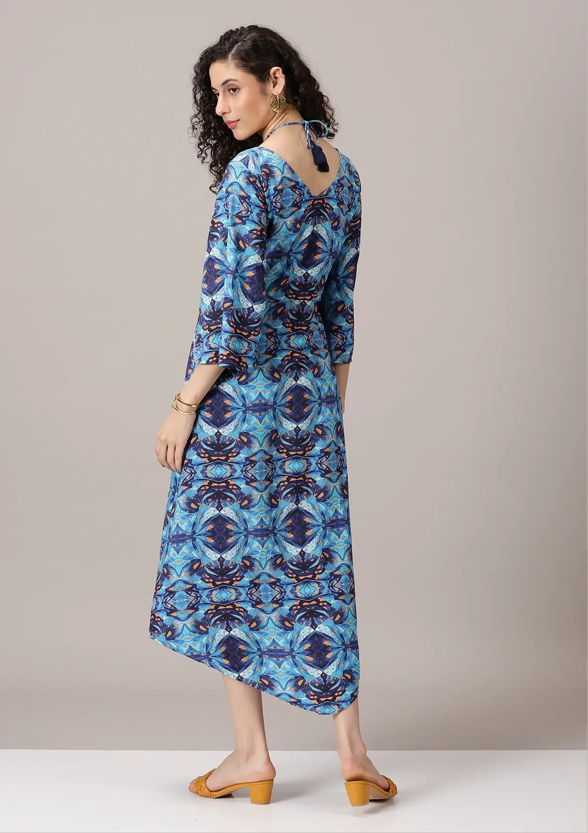 Best Twirl Sweetheart Neck Tie up Dress for women by IshqME