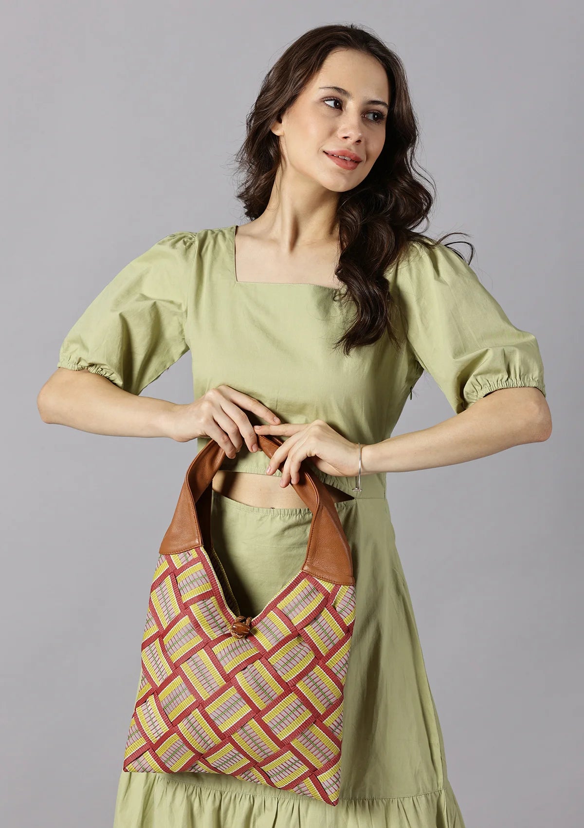 Brown Basket Weave beach bag for women