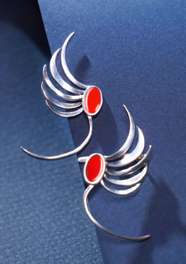 Flame Curve Cuff Earring