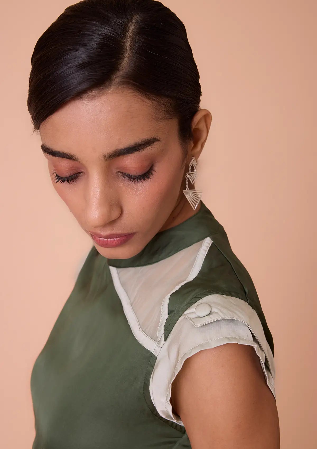 Isis Cut Panel On Neck and Waist Knee-Length Dress For Women