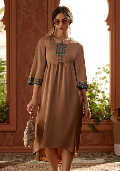 Moroccan outfit for women - Moroccan Embroidered Free Spirit