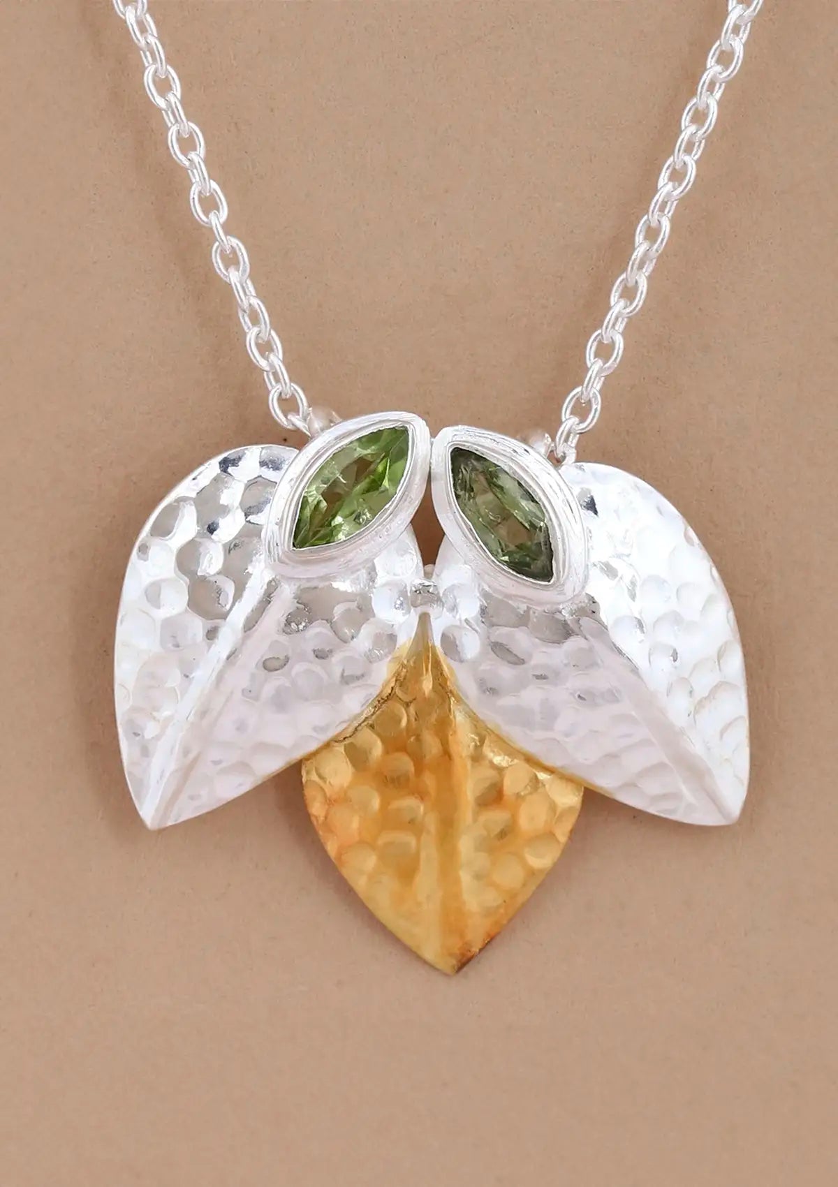 Peridot silver pendant necklace for women