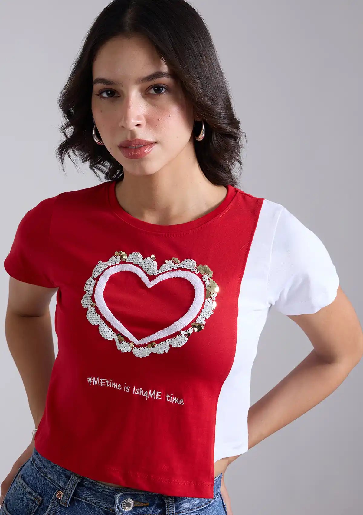Reversible Sequin Colour blocked t-shirt price online at IshqME