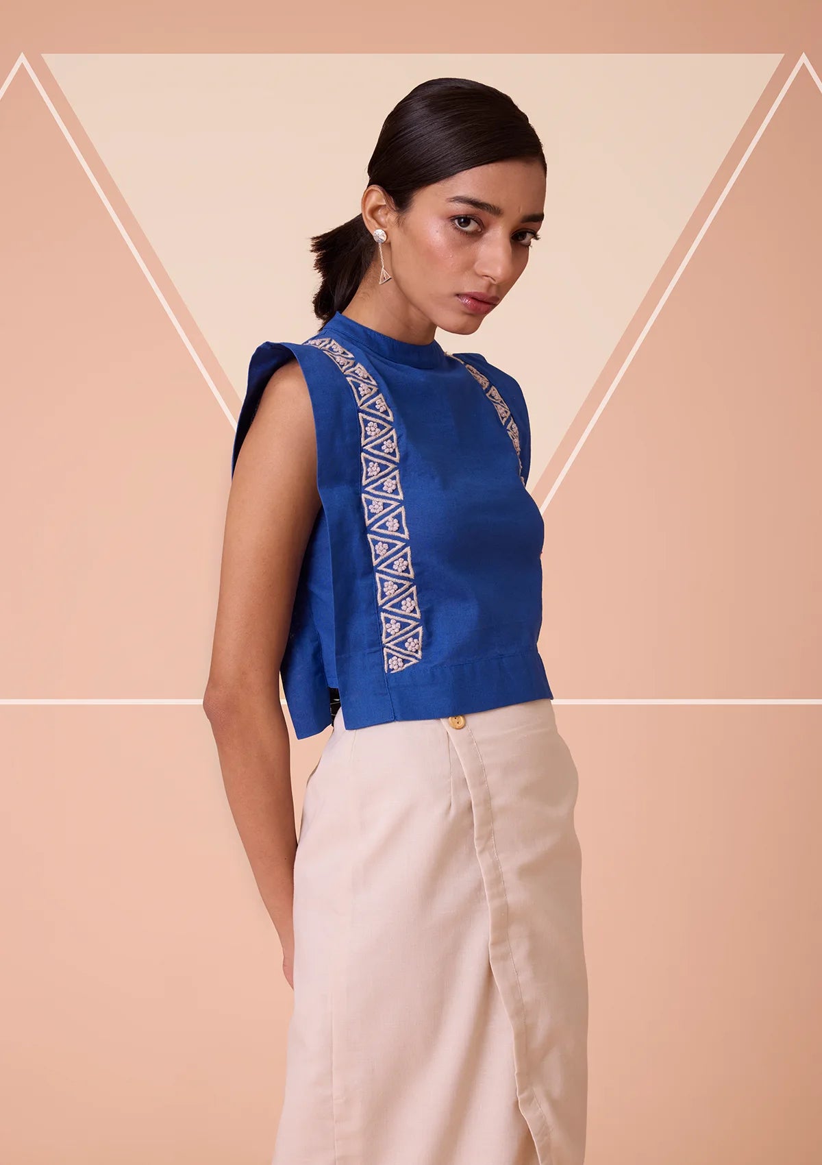 Selune Collar Band Neck and Embroidered Blue Crop Top