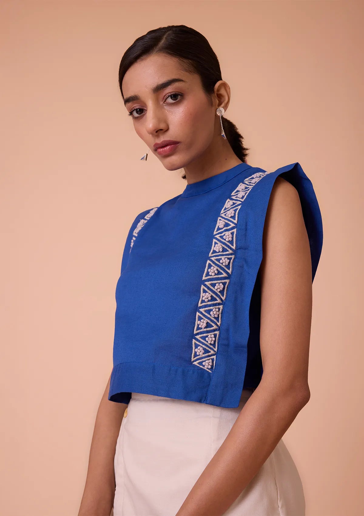 Selune Collar Band Neck and Embroidered Blue Crop Top Online