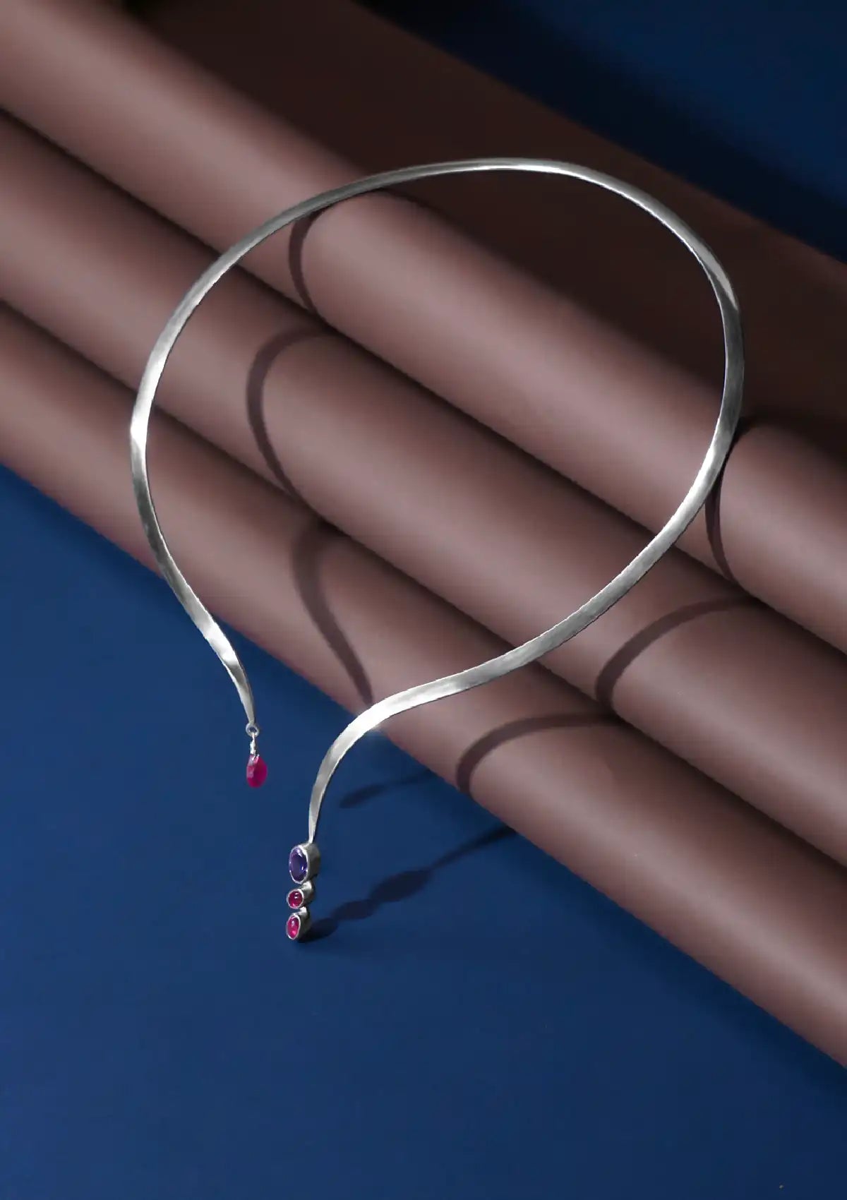 Silver choker necklace for women