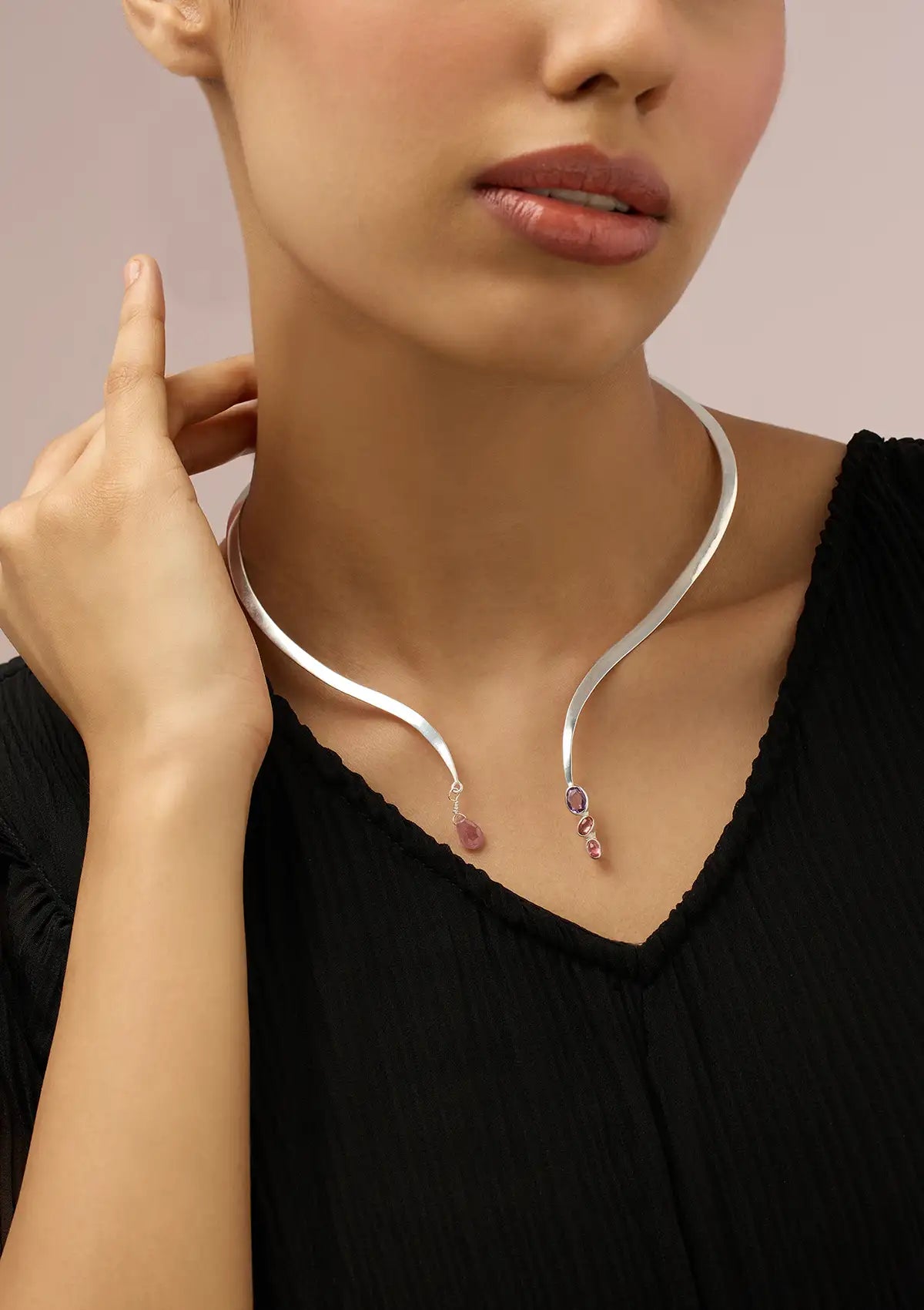 Stone choker silver necklace for women