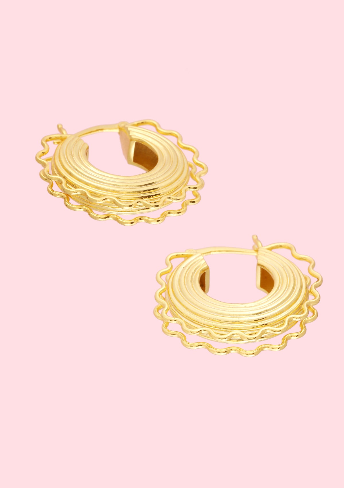 Wavy gold hoop earrings Clearance
